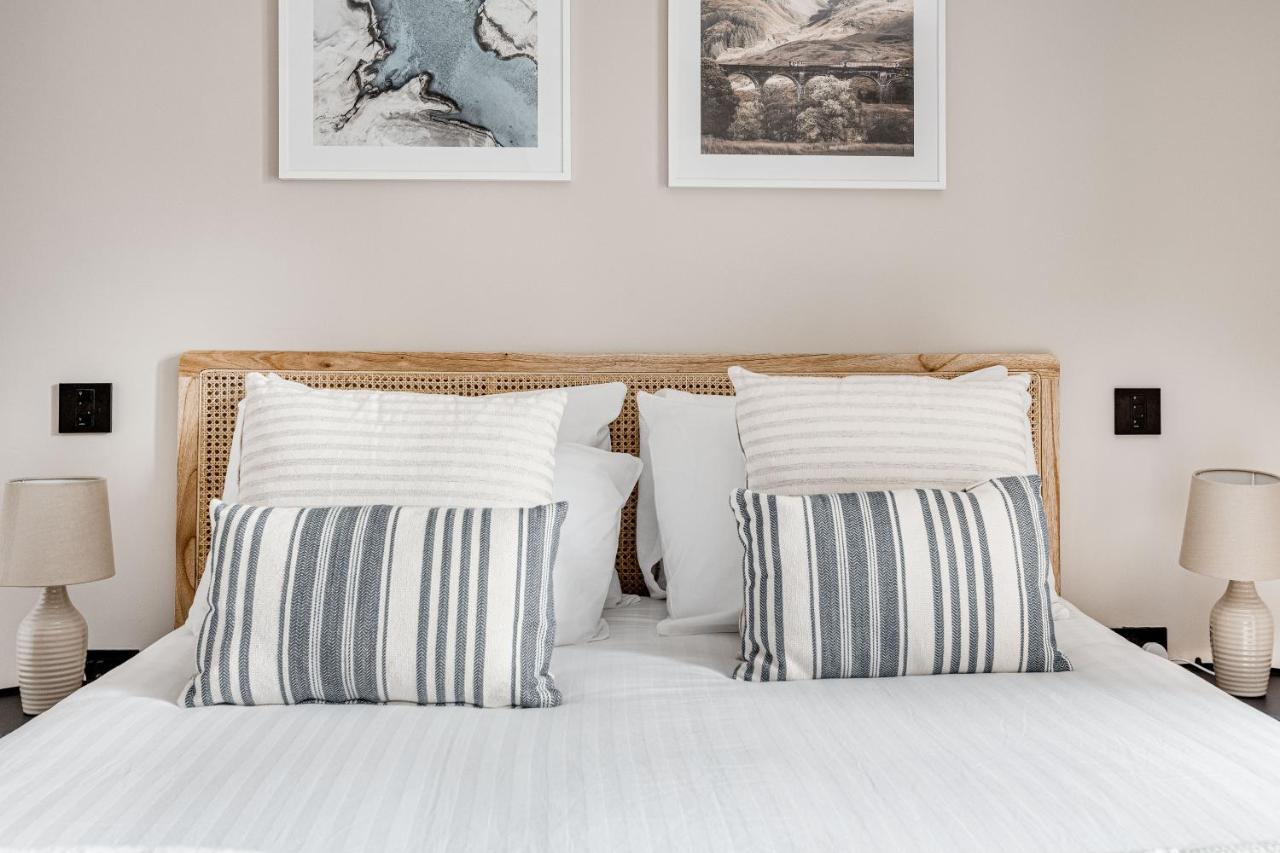 Charming 1 Bedroom Apt , Town Centre, Wifi, Free Parking By Tent Serviced Apartments Staines-upon-Thames Extérieur photo